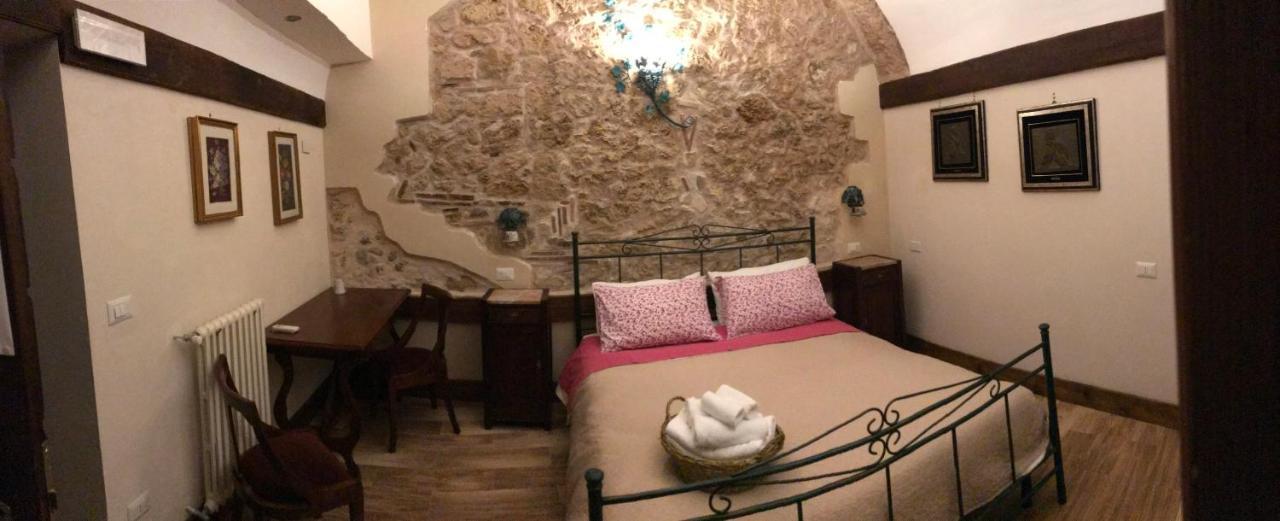 Le Prigioni Del Palazzo B&B Sora Eksteriør billede