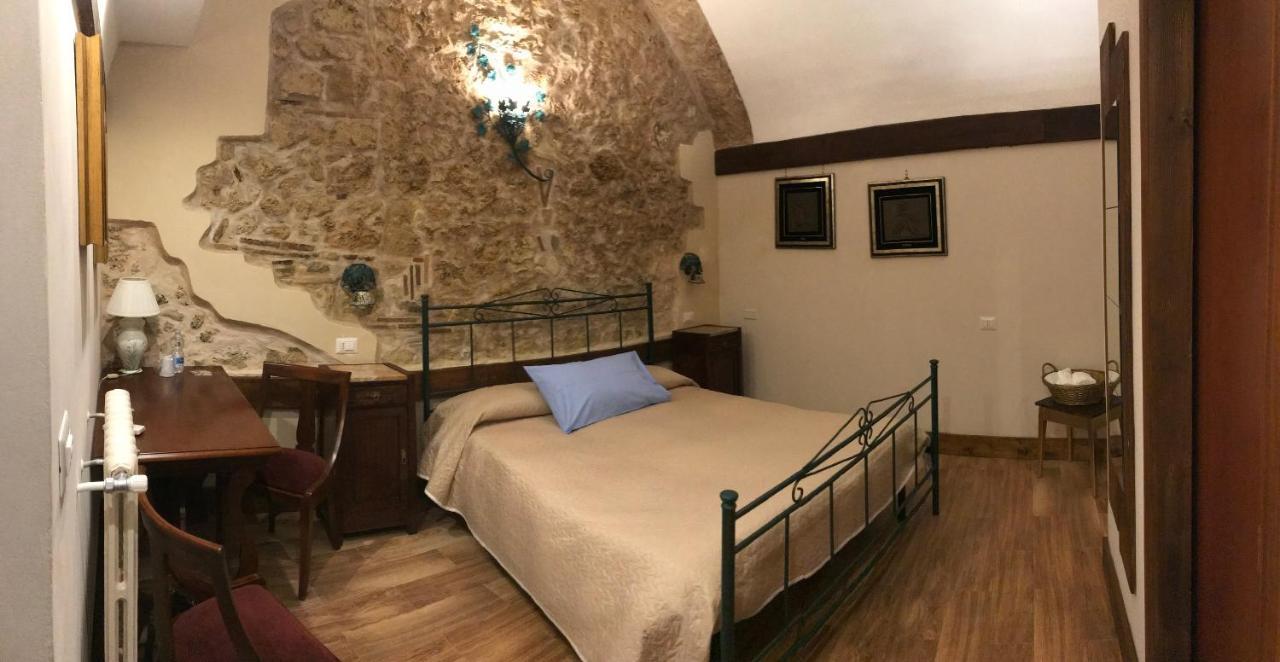 Le Prigioni Del Palazzo B&B Sora Eksteriør billede