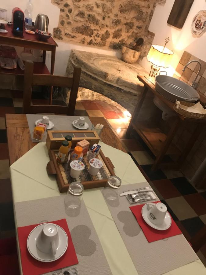 Le Prigioni Del Palazzo B&B Sora Eksteriør billede