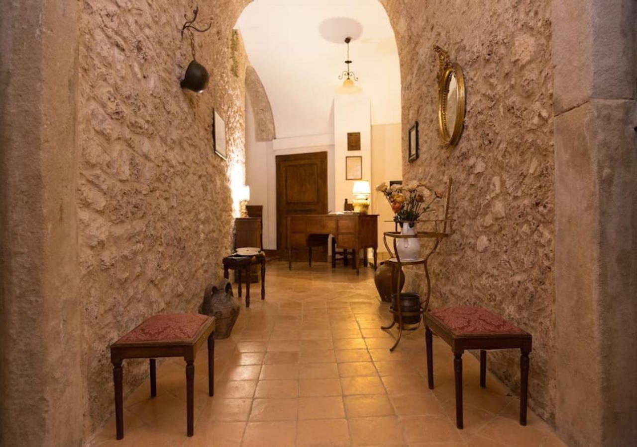 Le Prigioni Del Palazzo B&B Sora Eksteriør billede