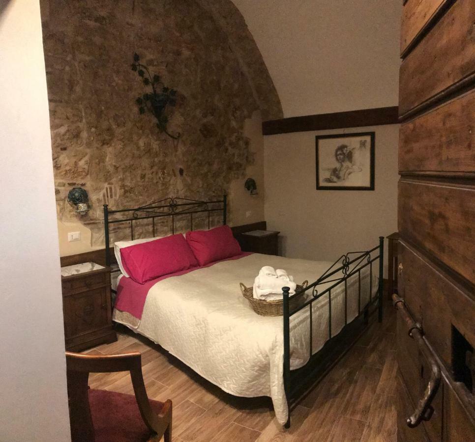 Le Prigioni Del Palazzo B&B Sora Eksteriør billede
