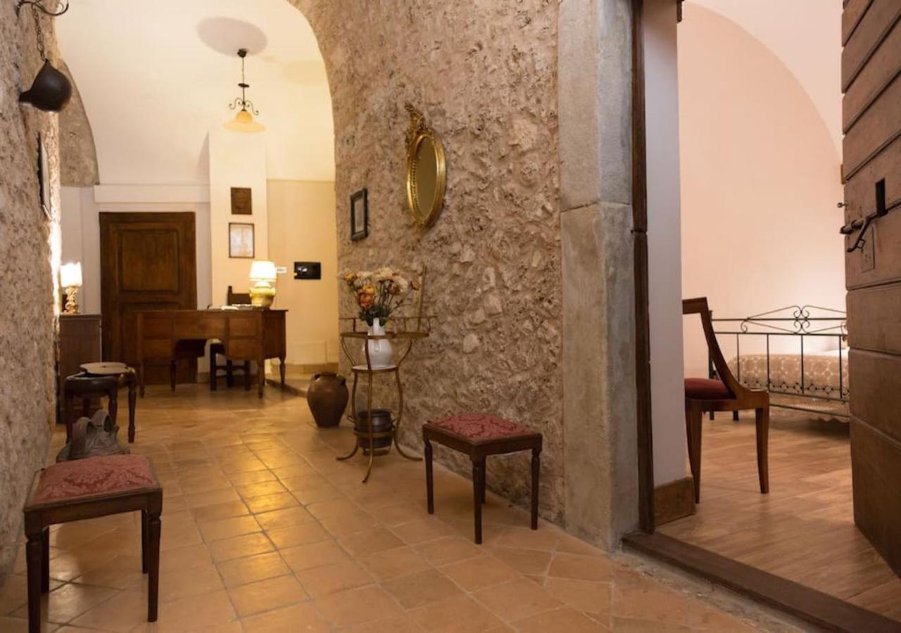 Le Prigioni Del Palazzo B&B Sora Eksteriør billede
